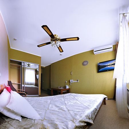 Hotel An-2 Харків Екстер'єр фото