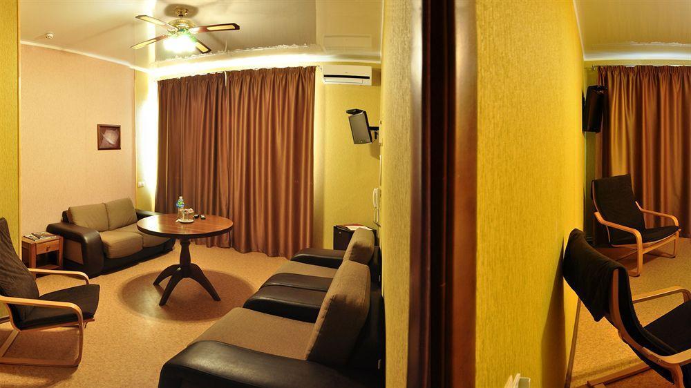 Hotel An-2 Харків Екстер'єр фото
