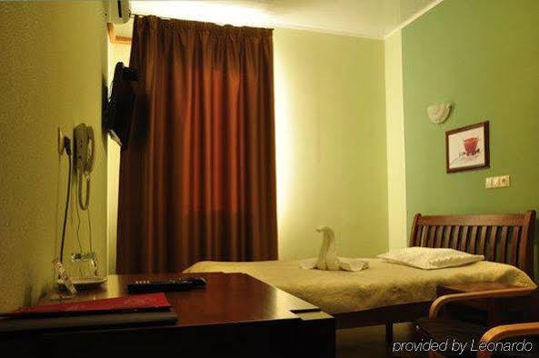Hotel An-2 Харків Екстер'єр фото
