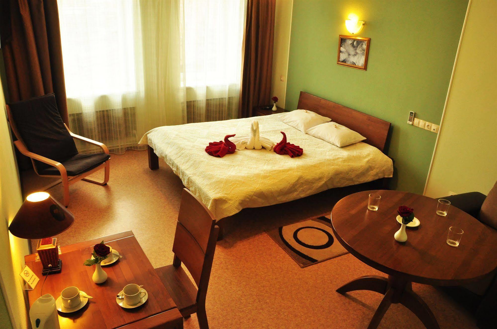 Hotel An-2 Харків Екстер'єр фото