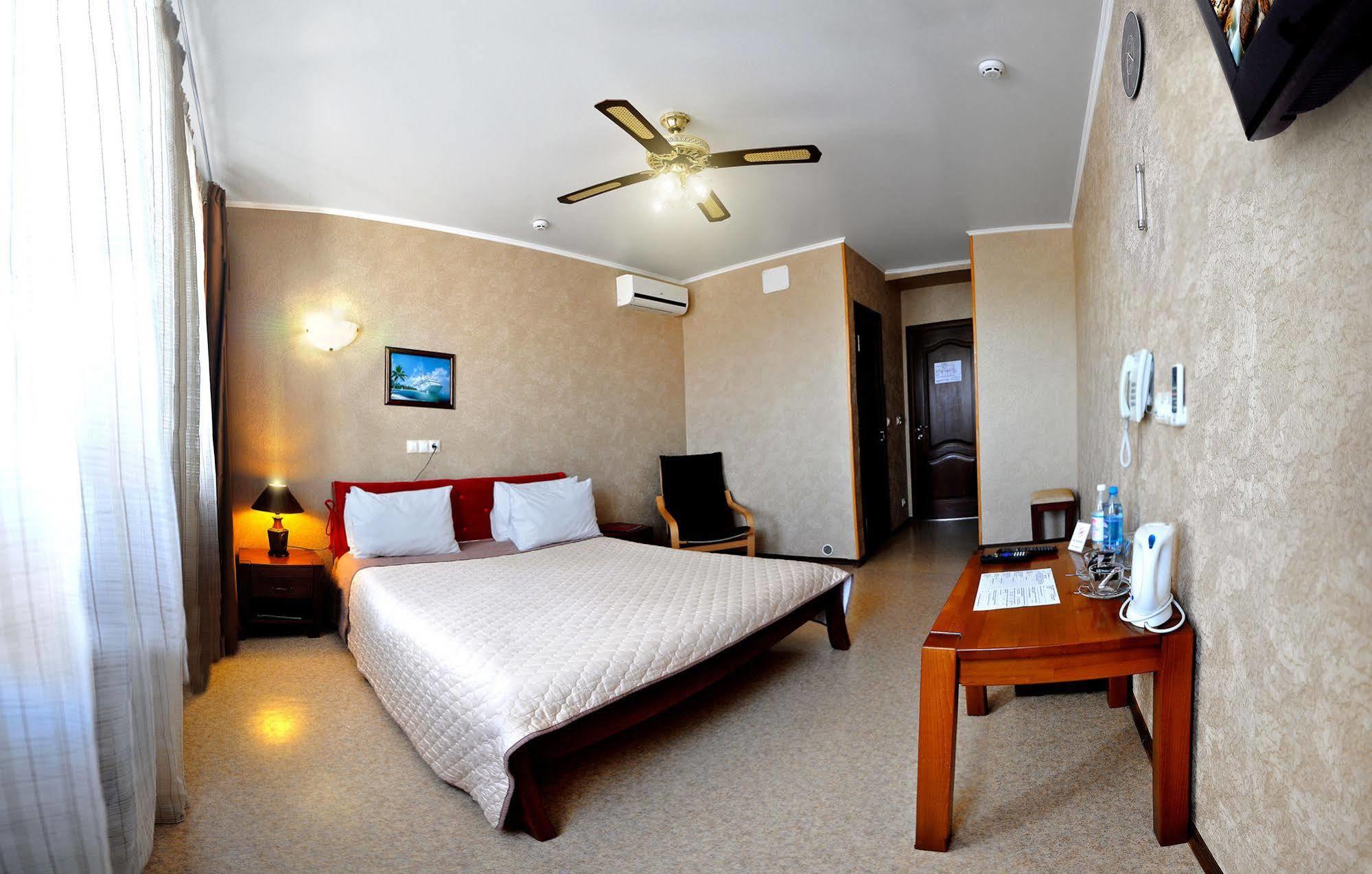 Hotel An-2 Харків Екстер'єр фото