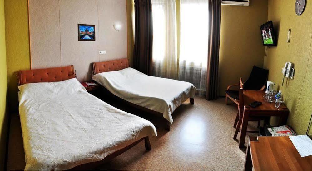 Hotel An-2 Харків Екстер'єр фото